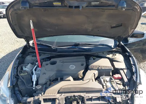 2015 Nissan Altima 2.5 Sv из США, поврежденный, VIN 1N4AL3AP4FC246510